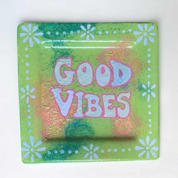 Unique Hand Painted Ceramic "Good Vibes" Trinket Dish 4" Square Green/Orange - Picture 2 of 7